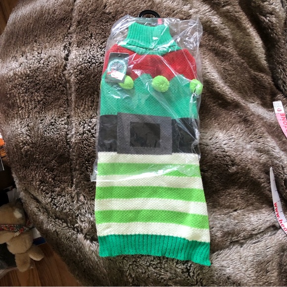Dog Christmas Elf Themed Sweater - Super Cute Pom-Pom details - LARGE - NWT - Picture 2 of 11